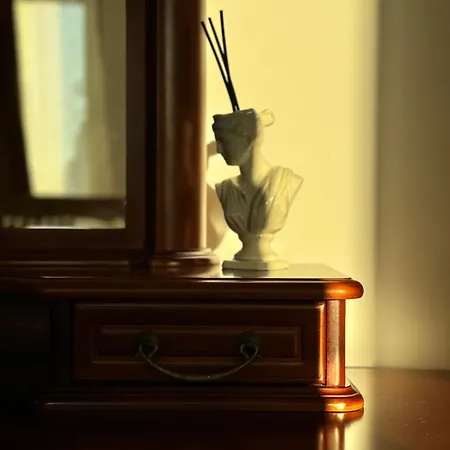 דירה Stylish Antique By The Black Sea *