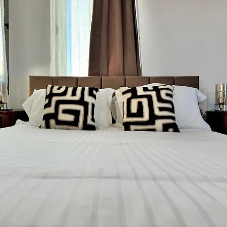 Stylish Antique By The Black Sea Apartament Constanţa
